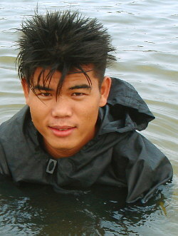 masturbation fun in the lake